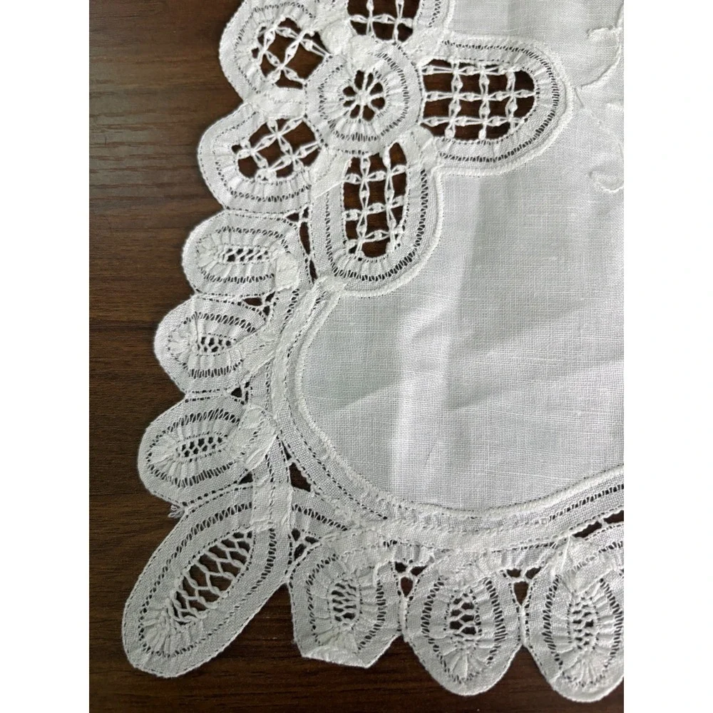 Vintage White Battenberg Lace Placemats Set of 4 Linen Cotton Embroidered 17x11